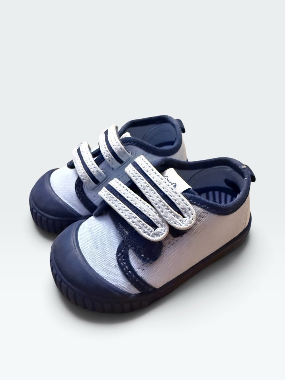 Wonder Nation Baby Toddler Sneakers Size 4